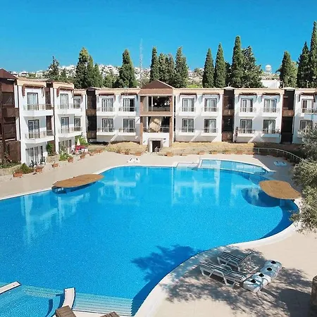 Ξενοδοχείο Risa 4*