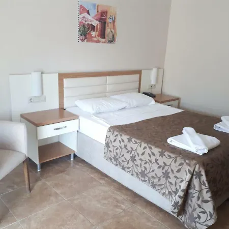 Ξενοδοχείο Risa 4*