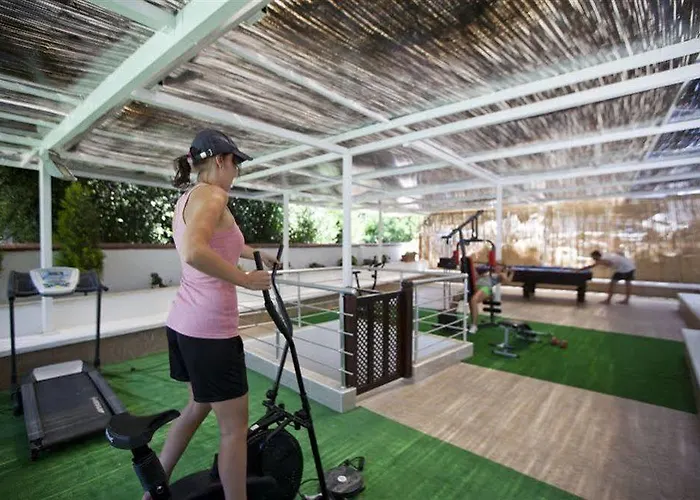 Risa Ξενοδοχείο