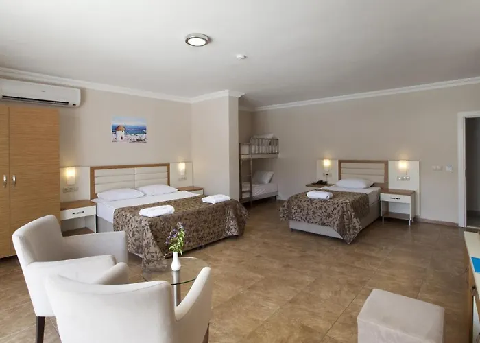 Ξενοδοχείο Risa 4*