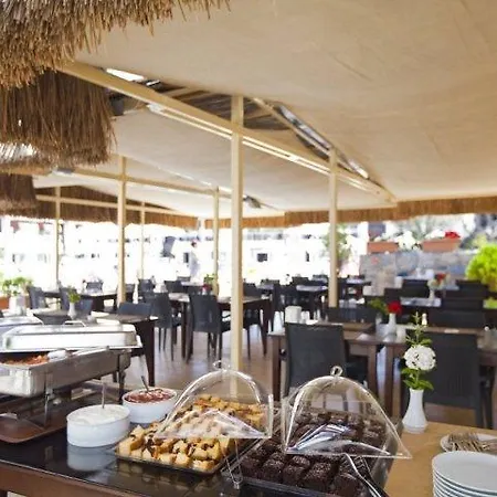 Risa Hotel